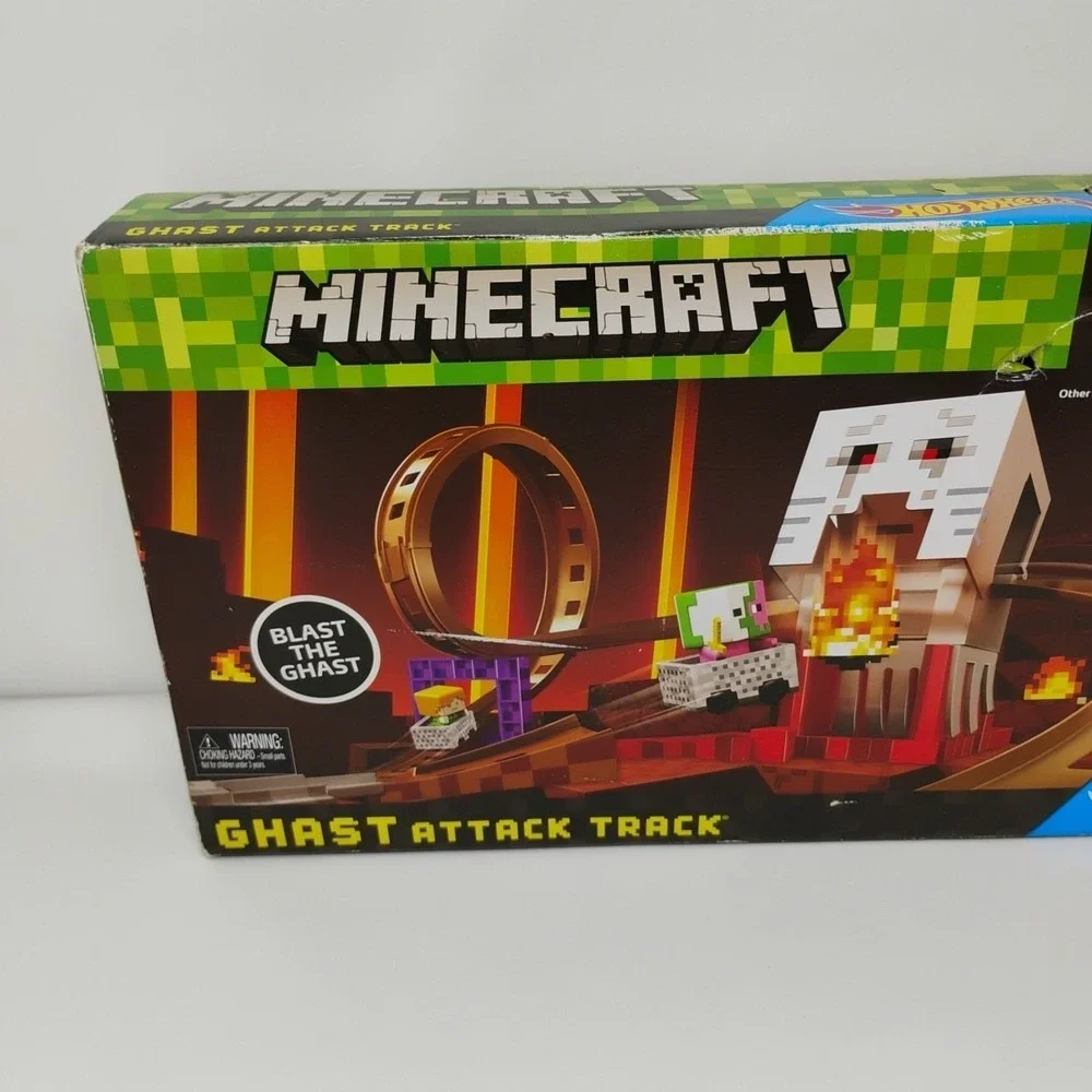 Minecraft Hot Wheels Ghast Attack Track Zombie Pigman & Cart COMPLETE in Box
